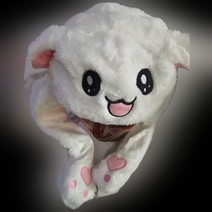 Animal hat with movable ears